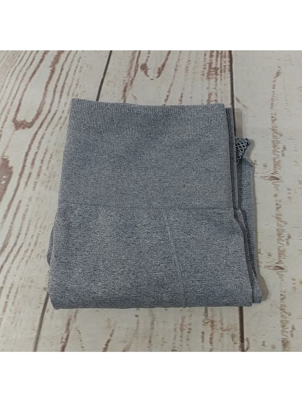 Fabletics Cropped Leggings Gray